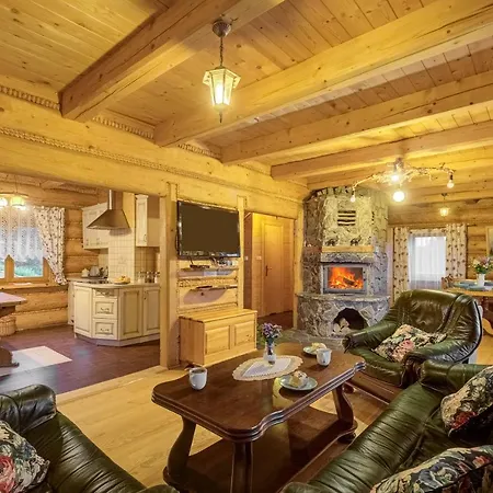Dom Z Bala Chalet