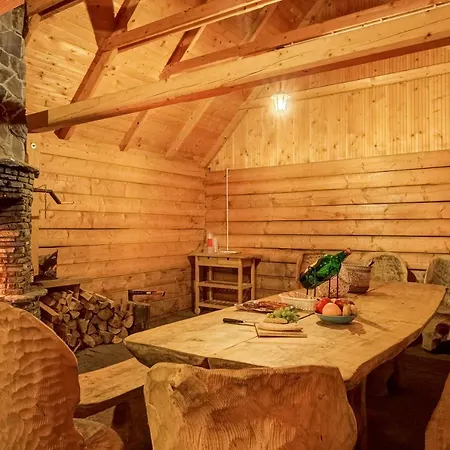 Dom Z Bala Chalet *