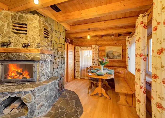 Dom Z Bala تيلسز